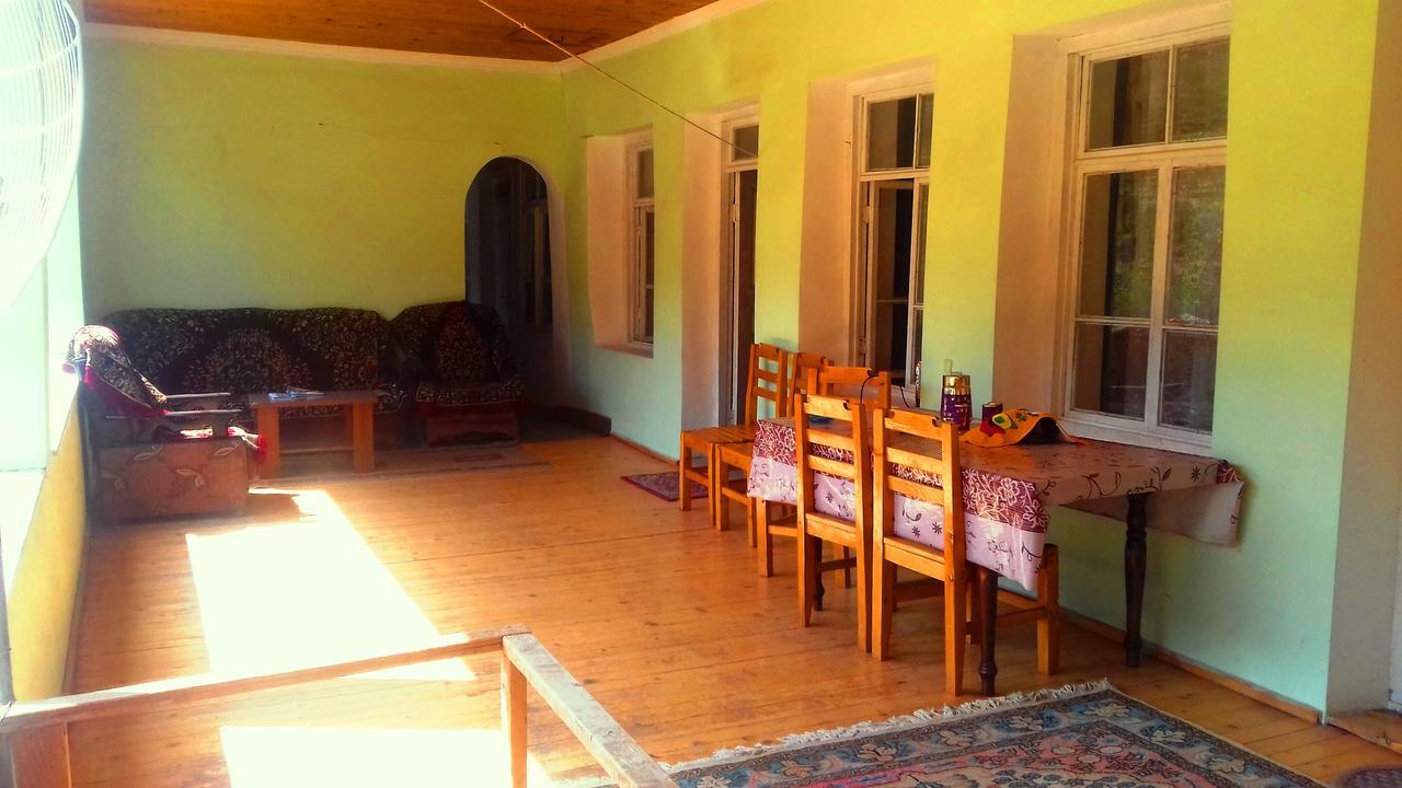 Hotel Shaulini Kashveti Esterno foto